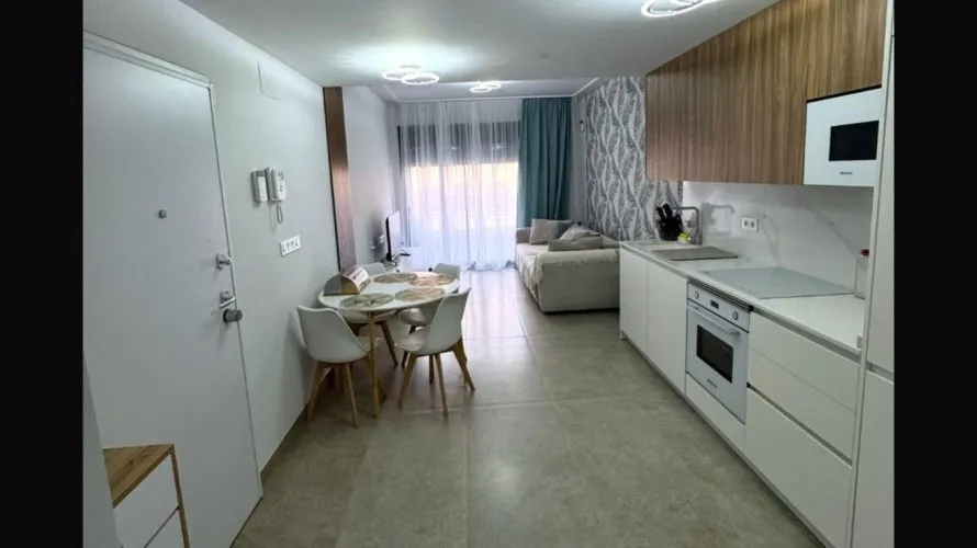 Apartment de 1 chambre à Torrevieja, Spain No. 1103