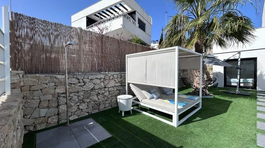 Villa de 3 chambres à Finestrat, Spain No. 1112 № 14