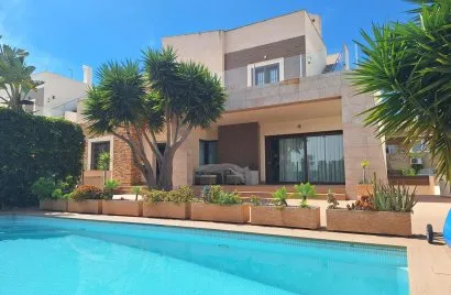 Villa de 2 chambres à Torreblanca, Spain No. 1094