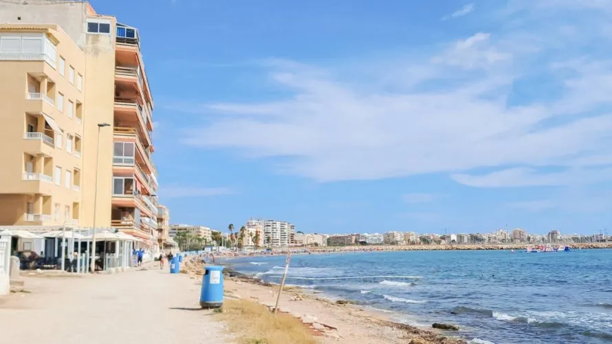 Penthouse de 3 chambres à Torrevieja, Spain No. 2090