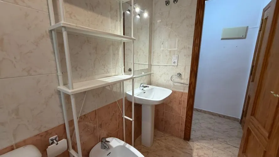 Apartment de 61m² à Torrevieja, Spain No. 2188 № 2