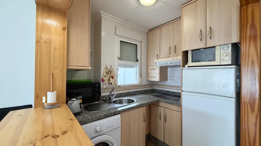 Apartment de 2 chambres à Torrevieja, Spain No. 2120 № 14