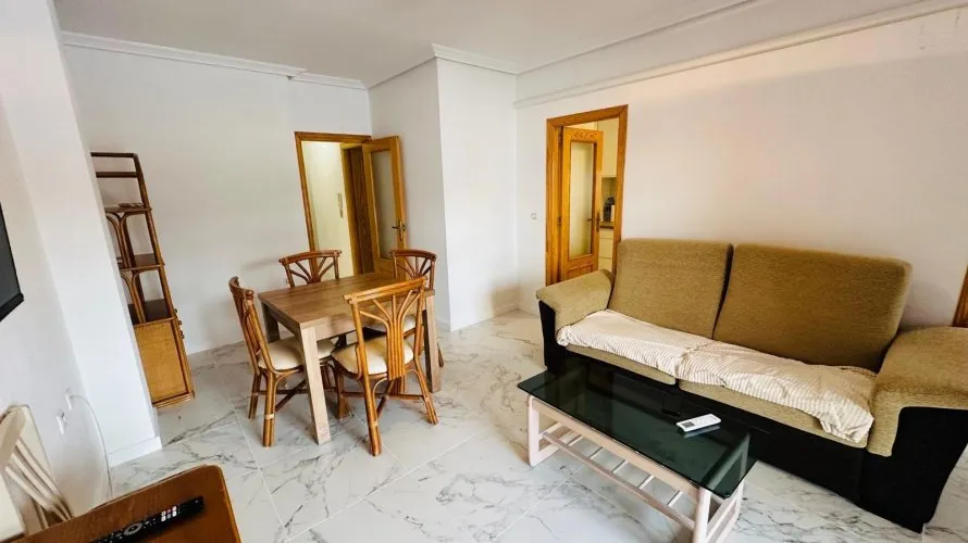 Apartment de 2 chambres à Torrevieja, Spain No. 2065 № 2