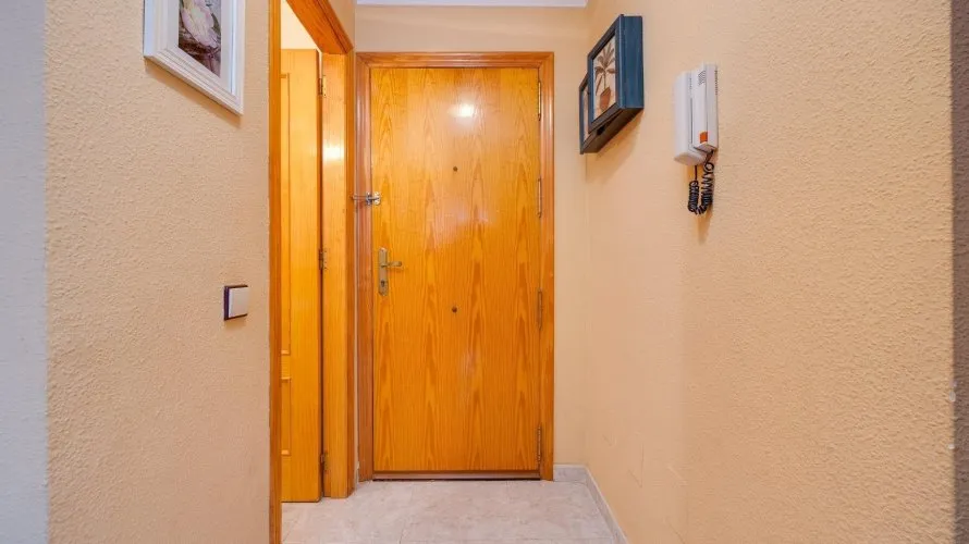 Apartment de 2 chambres à Torrevieja, Spain No. 2147 № 8