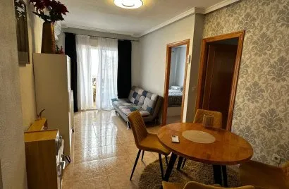 Apartment de 2 chambres à Torrevieja, Spain No. 2091