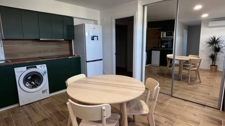 Apartment de 3 chambres à Manises, Spain No. 2176 № 9