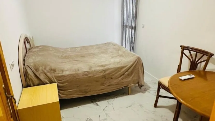 Apartment de 2 chambres à Torrevieja, Spain No. 2065 № 19