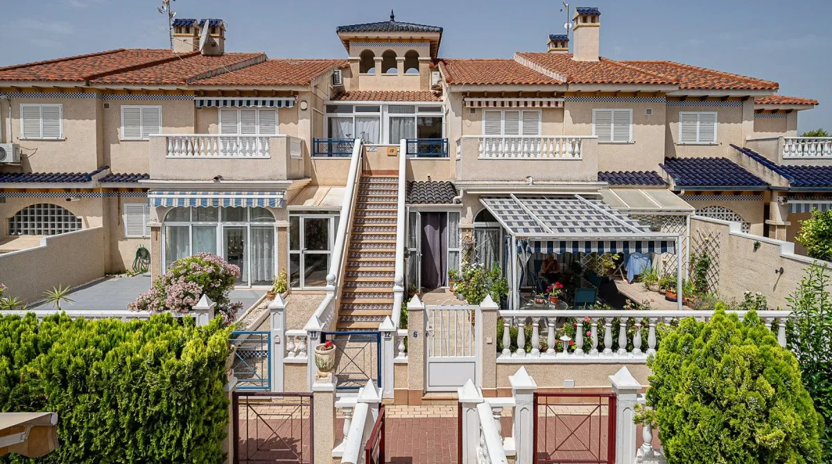 Apartment de 62m² à Alicante, Spain No. 2023