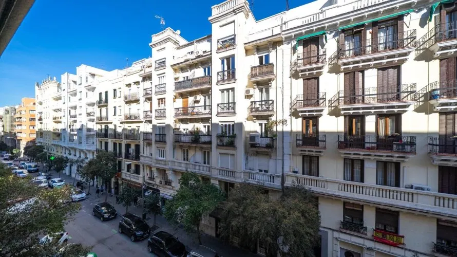 Apartment de 3 chambres à Madrid, Spain No. 1006 № 20