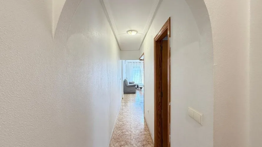 Apartment de 2 chambres à Torrevieja, Spain No. 2120 № 21