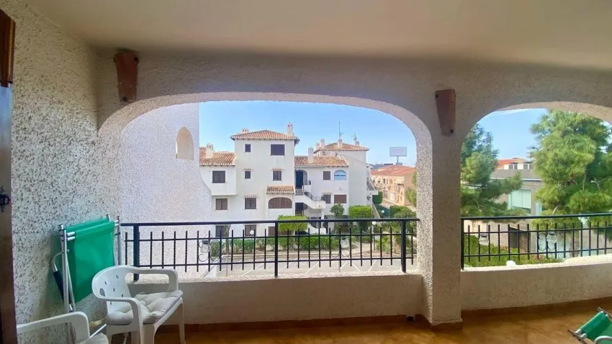 Apartment de 2 chambres à Cabo Roig, Spain No. 1352 № 5