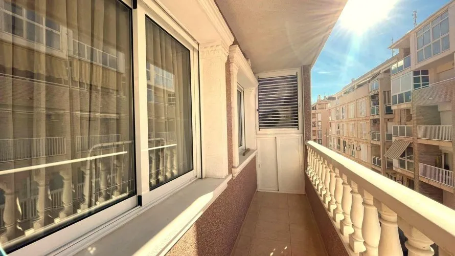 Apartment de 3 chambres à Torrevieja, Spain No. 1321 № 28