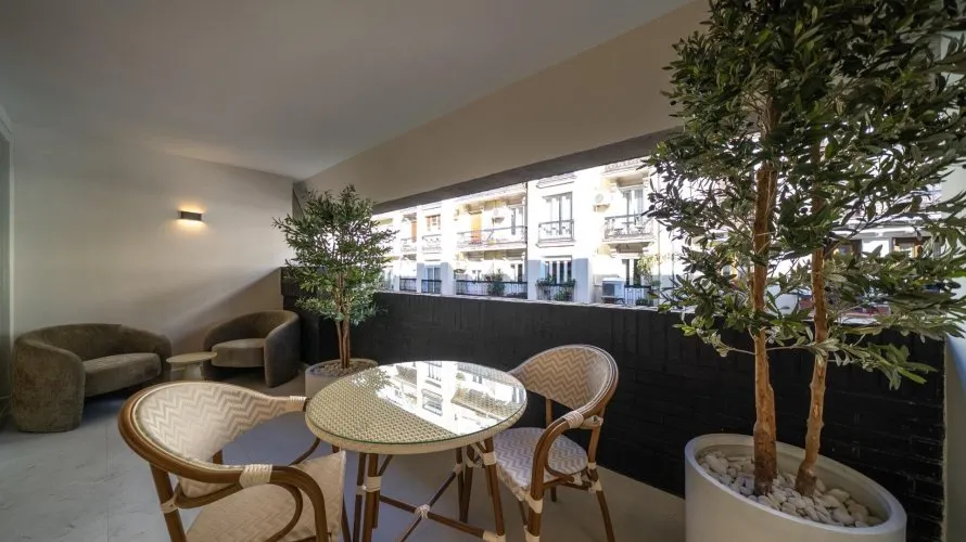 Apartment de 3 chambres à Madrid, Spain No. 1006 № 2
