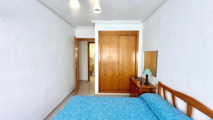 Penthouse de 2 chambres à Torrevieja, Spain No. 2178