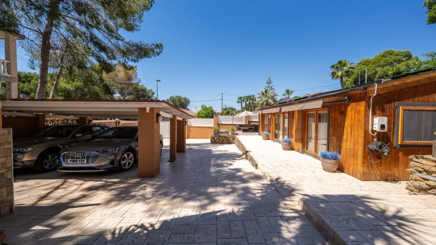 Villa de 192m² à Pinar De Campoverde, Spain No. 1144 № 6