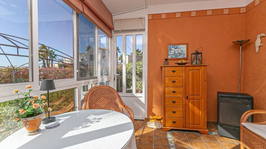 Apartment de 73m² à Playa Flamenca II, Spain No. 1099 № 3