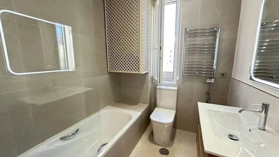 Apartment de 2 chambres à Madrid, Spain No. 1039 № 25