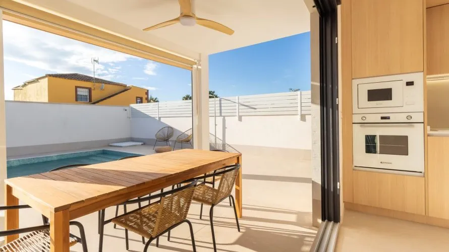 Villa de 102m² à Torrevieja, Spain No. 1944 № 14