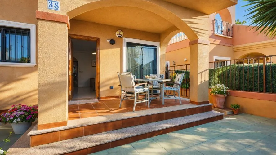 Apartment de 79m² à Torrevieja, Spain No. 998 № 1