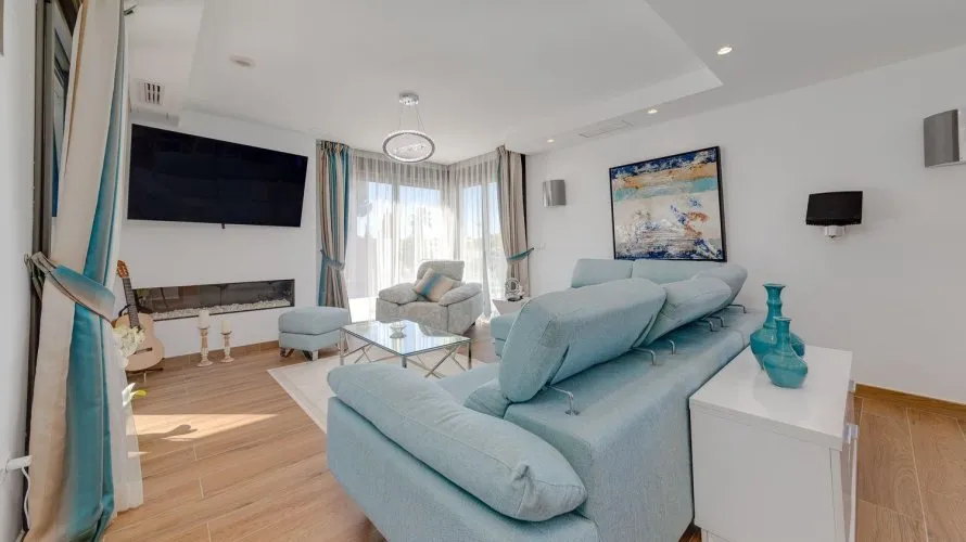 Villa de 461m² à Torrevieja, Spain No. 965 № 23