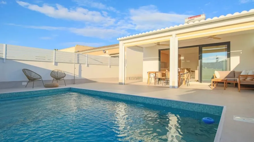 Villa de 102m² à Torrevieja, Spain No. 1944 № 3
