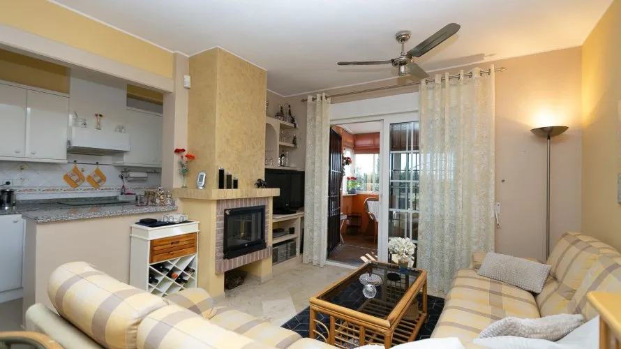Apartment de 73m² à Playa Flamenca II, Spain No. 1099 № 4