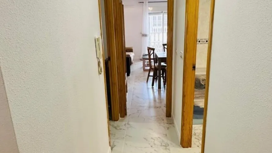 Apartment de 2 chambres à Torrevieja, Spain No. 2065 № 16