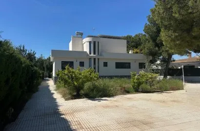 Villa de 5 chambres à San Vicente del Raspeig, Spain No. 1106