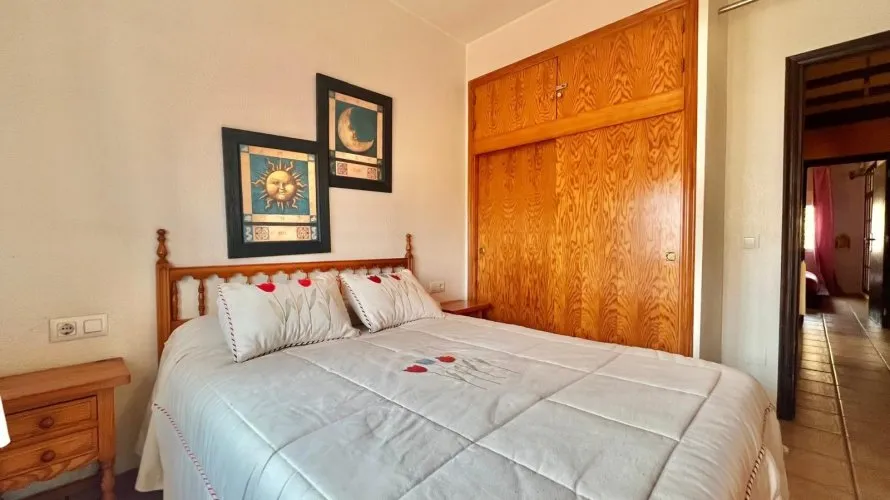Apartment de 2 chambres à Torrevieja, Spain No. 1056 № 19