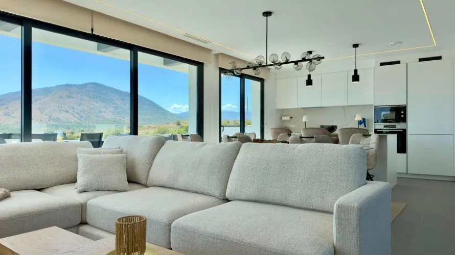 Villa de 3 chambres à Finestrat, Spain No. 1054