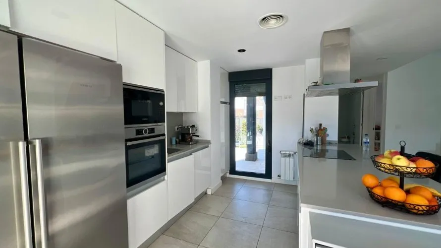 Villa de 3 chambres à Betera, Spain No. 1194 № 20