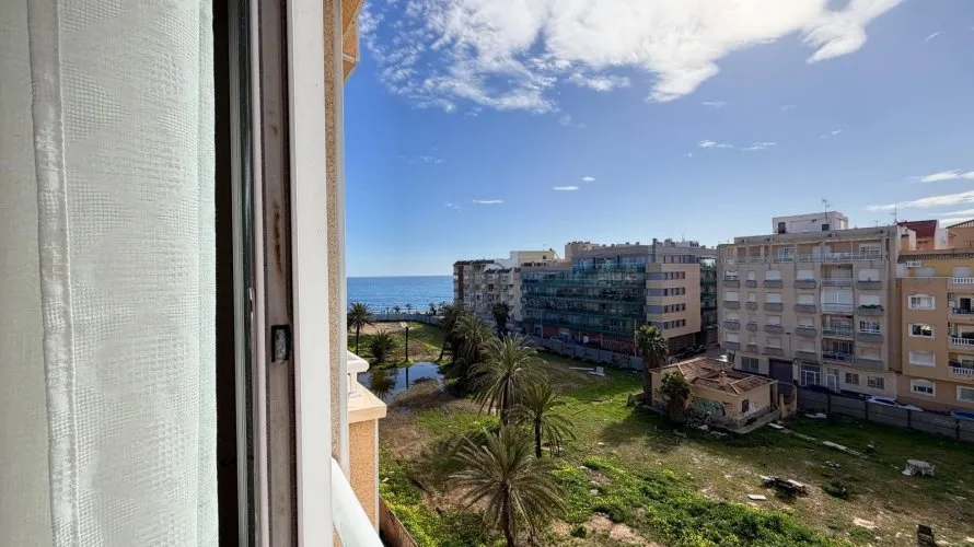 Apartment de 2 chambres à Torrevieja, Spain No. 2120 № 5