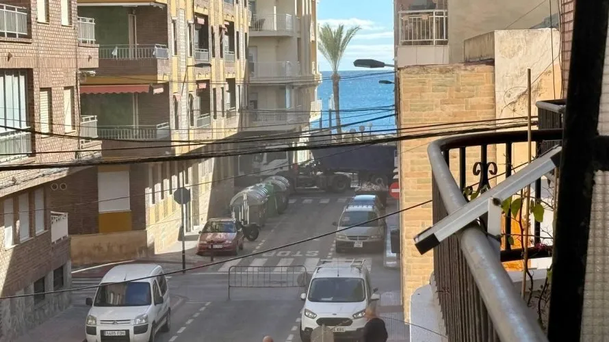 Apartment de 3 chambres à Torrevieja, Spain No. 2096 № 28