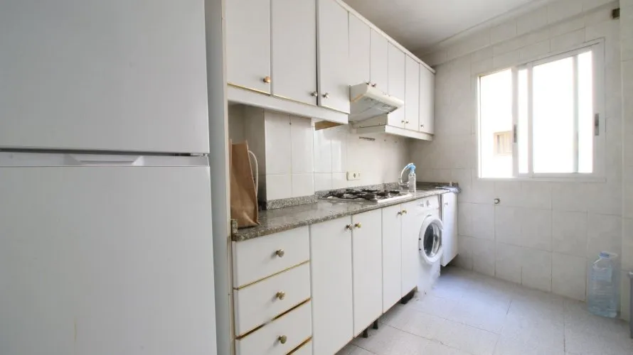 Apartment de 2 chambres à Alicante, Spain No. 2004 № 12