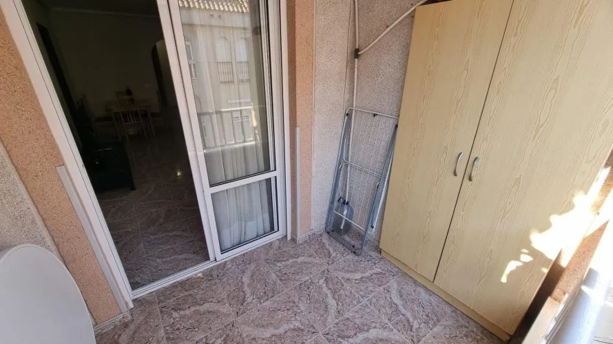 Apartment de 2 chambres à Torrevieja, Spain No. 2073 № 1