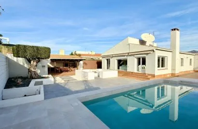 Apartment de 3 chambres à El Campello, Spain No. 1013