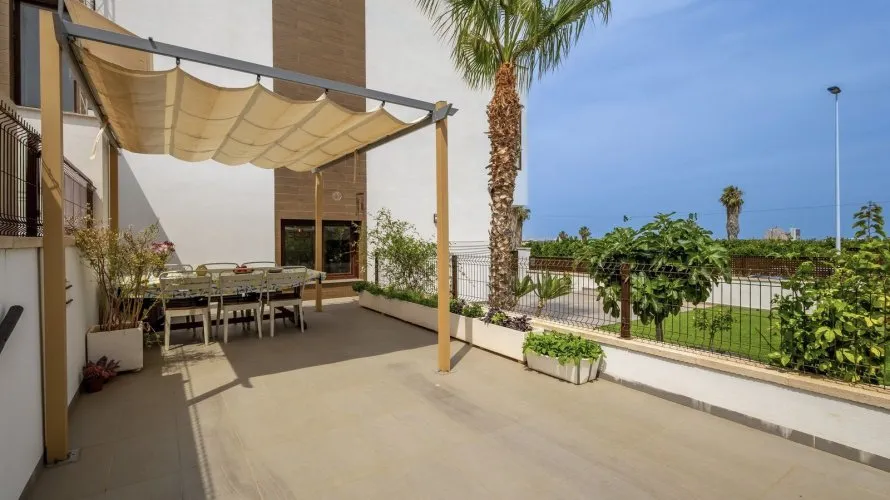 House de 107m² à Torrevieja, Spain No. 1981 № 27