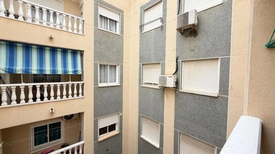 Apartment de 1 chambre à Torrevieja, Spain No. 2119 № 4