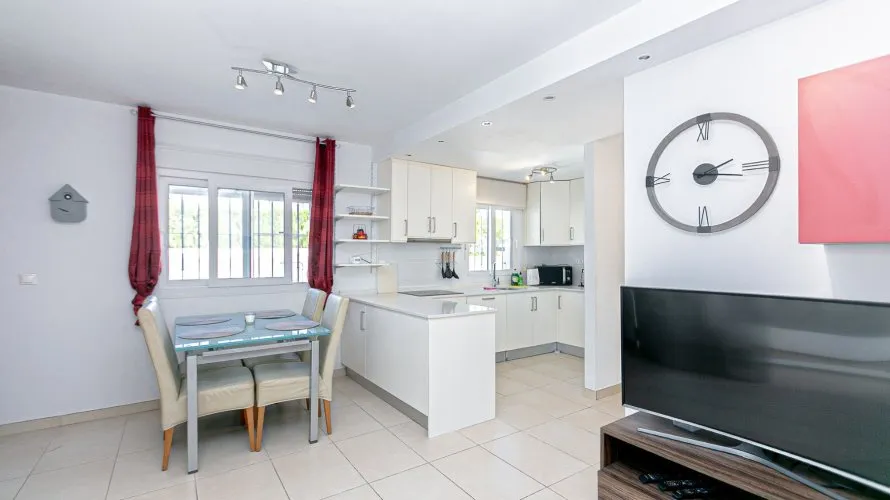 Villa de 143m² à San Fulgencio, Spain No. 1064 № 10