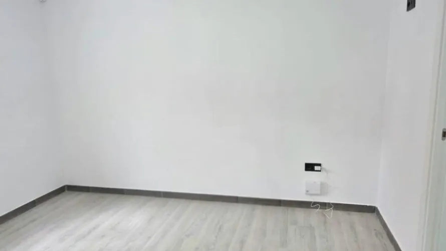 Apartment de 2 chambres à Mieres, Spain No. 2189 № 8