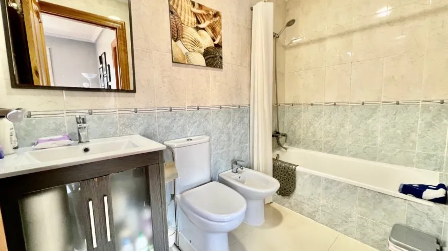 Penthouse de 2 chambres à Torrevieja, Spain No. 2068 № 4