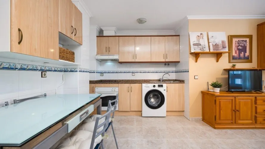 Apartment de 2 chambres à Torrevieja, Spain No. 2147 № 21