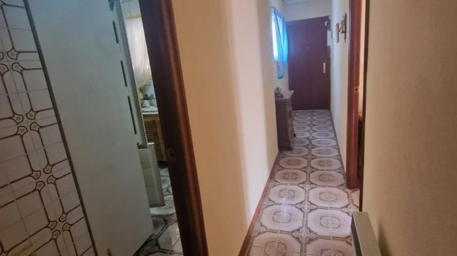 Apartment de 3 chambres à Torrevieja, Spain No. 2042 № 2