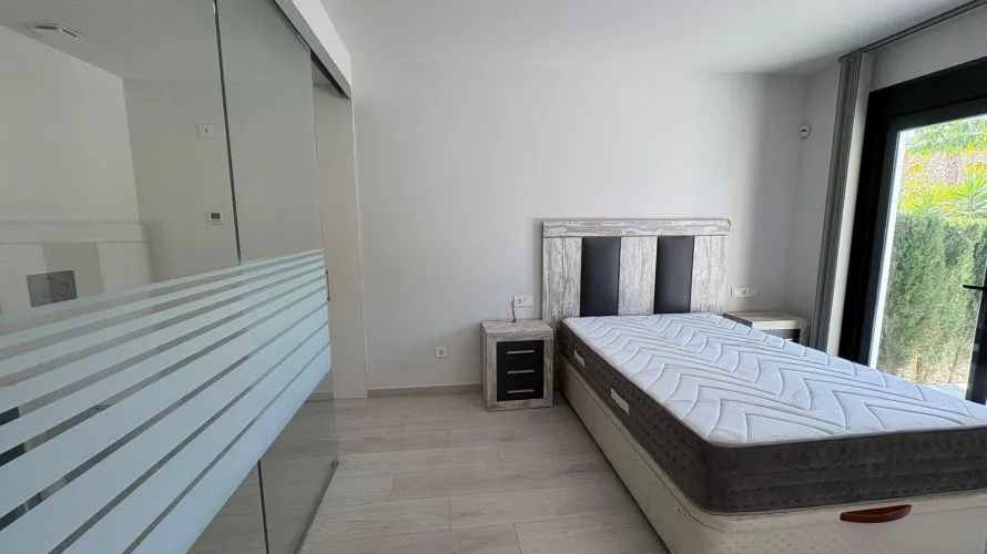 Apartment de 2 chambres à Villamartin, Spain No. 1002 № 18