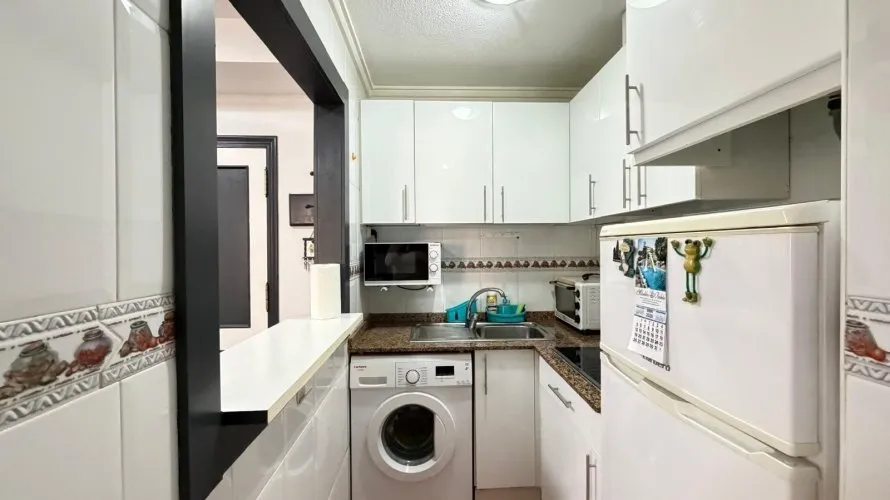 Apartment de 1 chambre à Torrevieja, Spain No. 2119 № 19