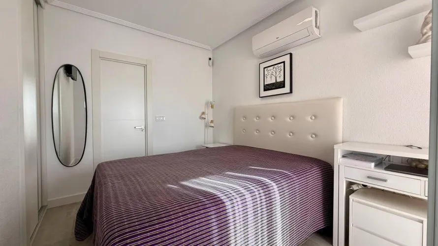 Penthouse de 1 chambre à Nueva Torrevieja, Spain No. 2107 № 24