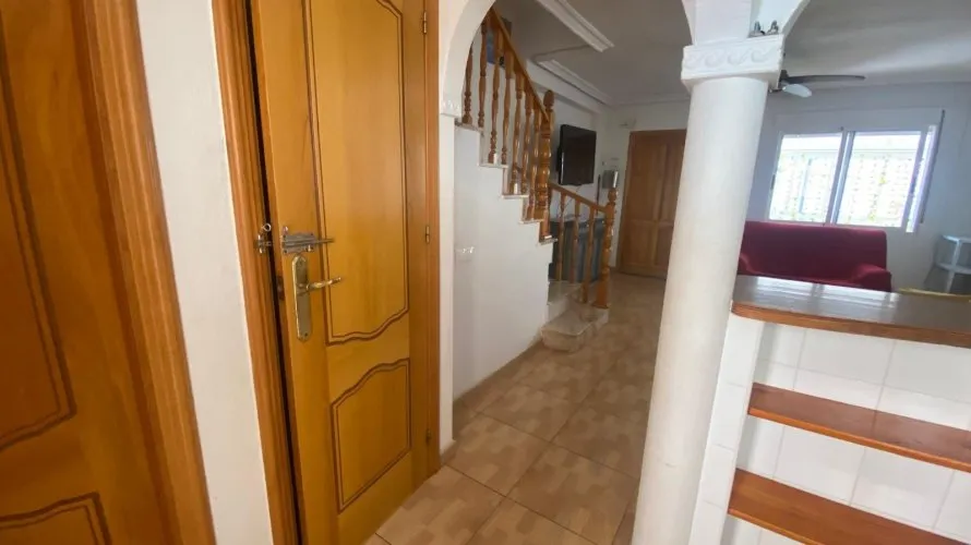 House de 3 chambres à Torrevieja, Spain No. 1135 № 18