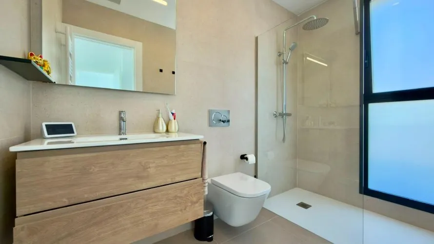 Villa de 3 chambres à Finestrat, Spain No. 1054 № 18