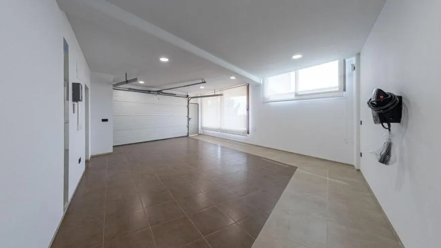 Villa de 4 chambres à Benidorm, Spain No. 2016 № 22