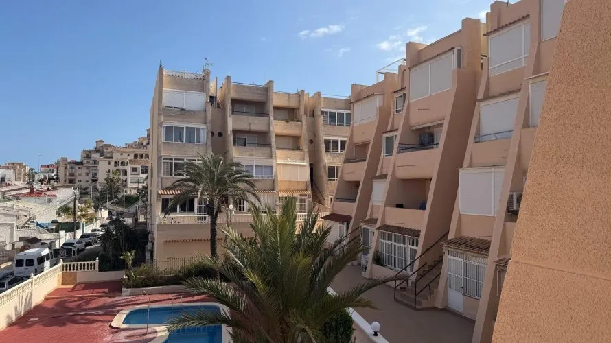 Apartment de 44m² à Torrevieja, Spain No. 2151 № 3